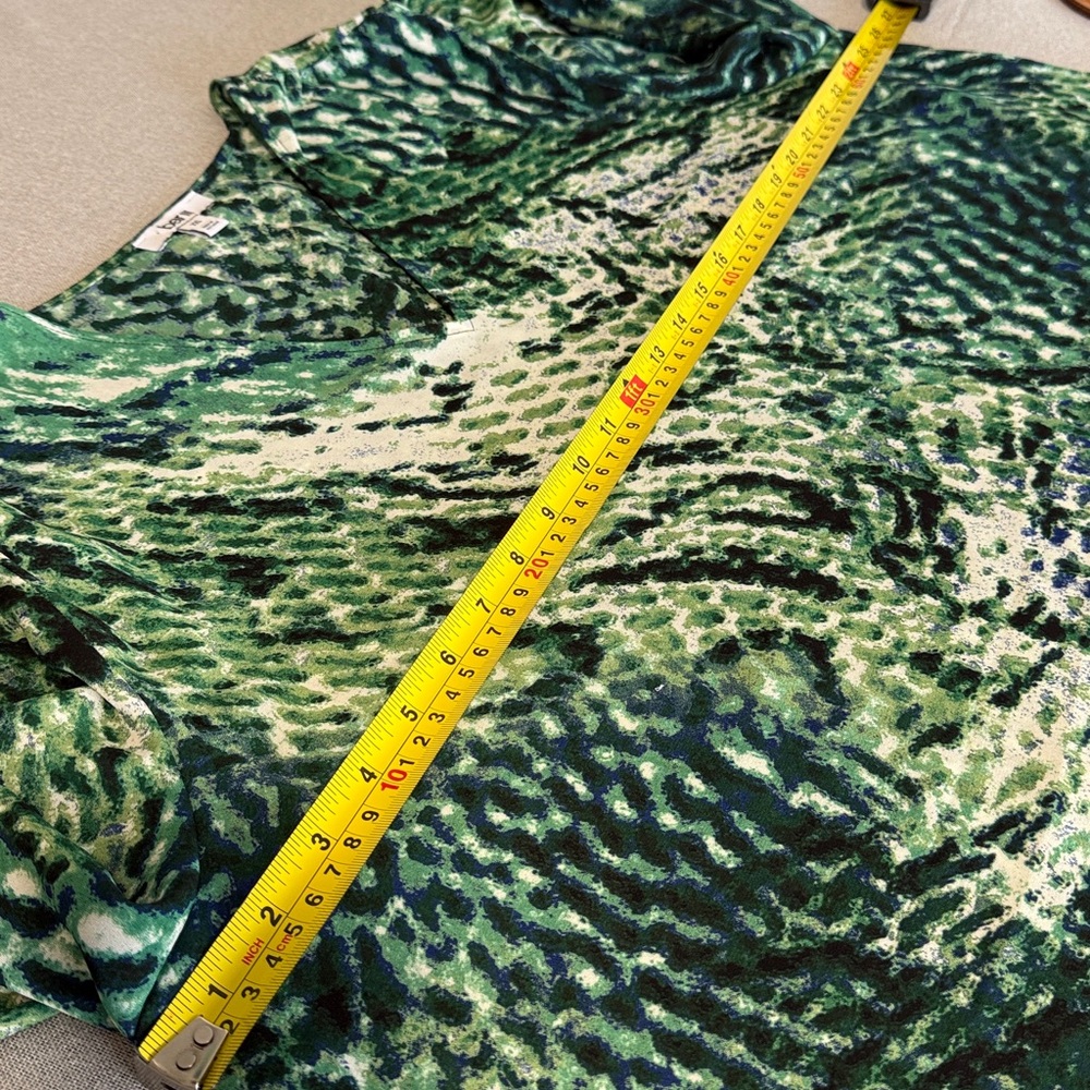 Bar III Green and Black Patterned Blouse SZXXL - Picture 9 of 14
